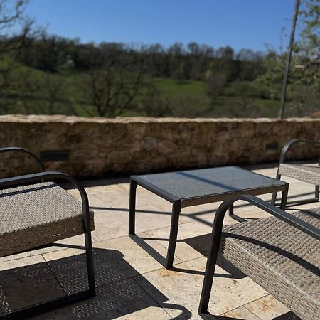 Petite Grange De Charme A Miers Villa Exterior photo